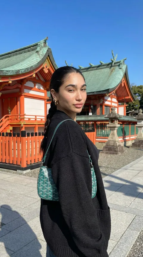 Kylie in Hiroshima