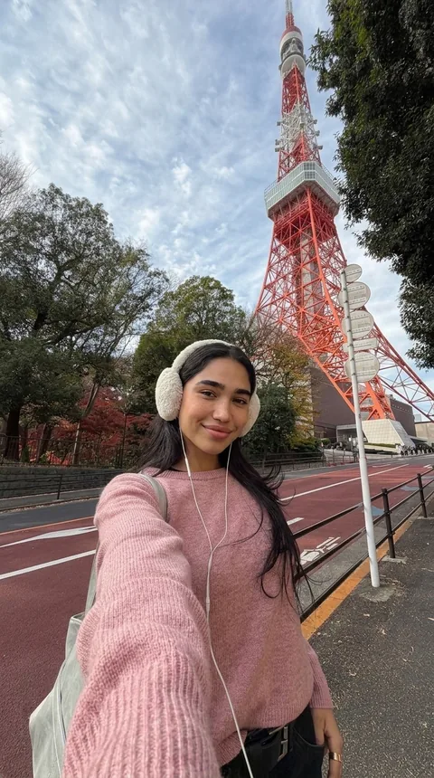 Kylie in Tokyo